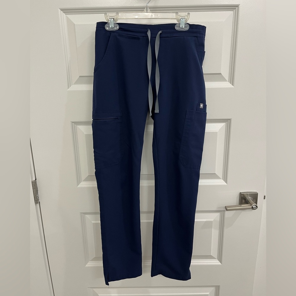 Figs - yola skinny scrub pants. Size XXS petite. Navy blue. Used.